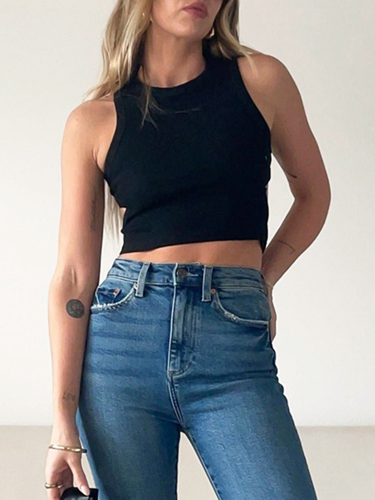 Solid Back Cutout Crop Tank Üst