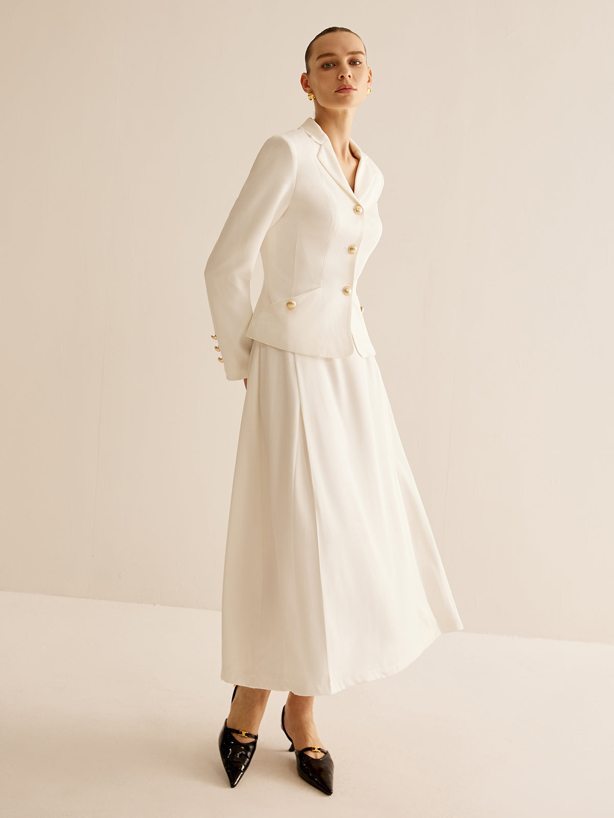 Elegant Metal-Button Blazer Ceket