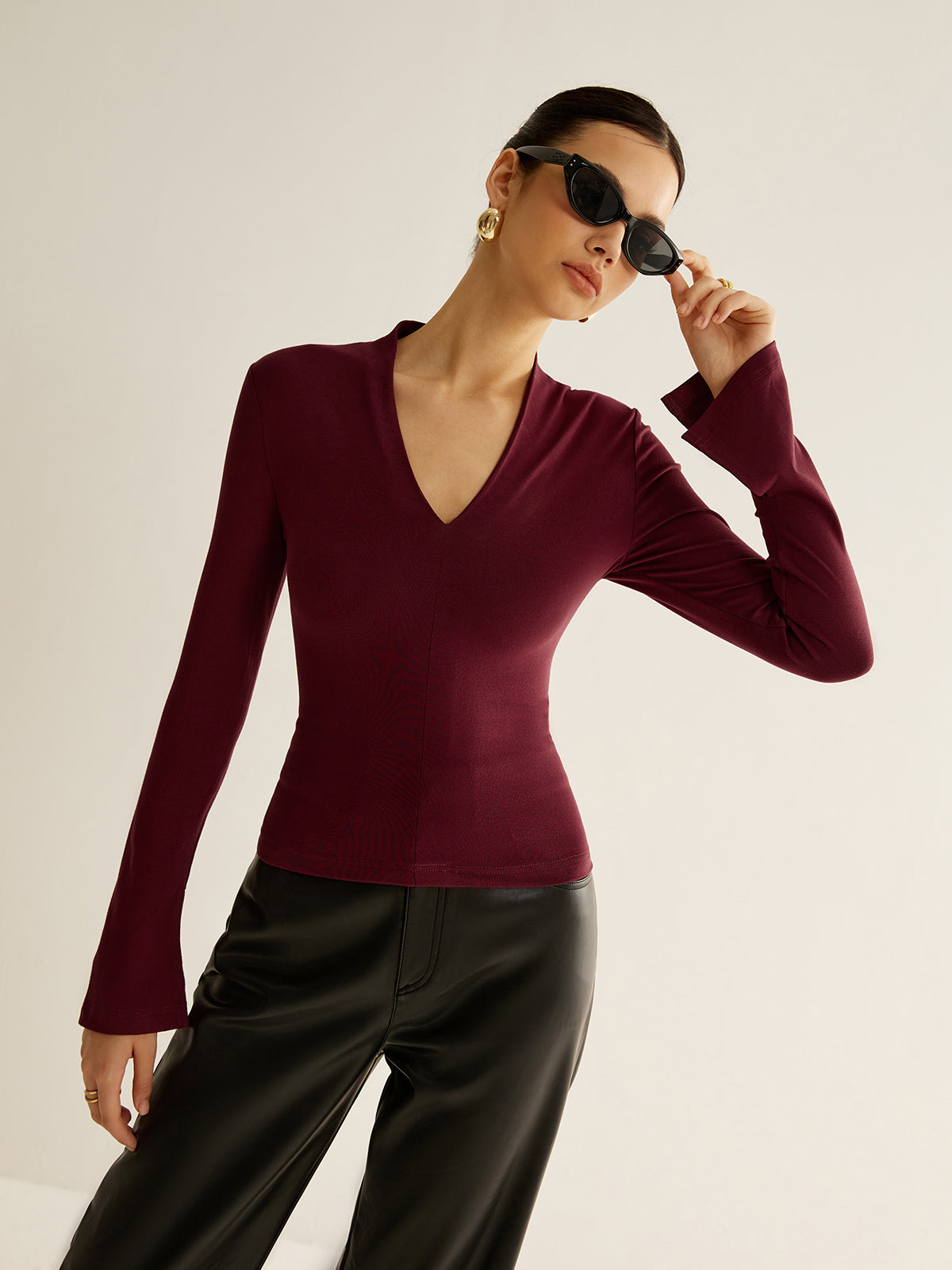 V-Neck Slit-Cuff Jersey Bluz