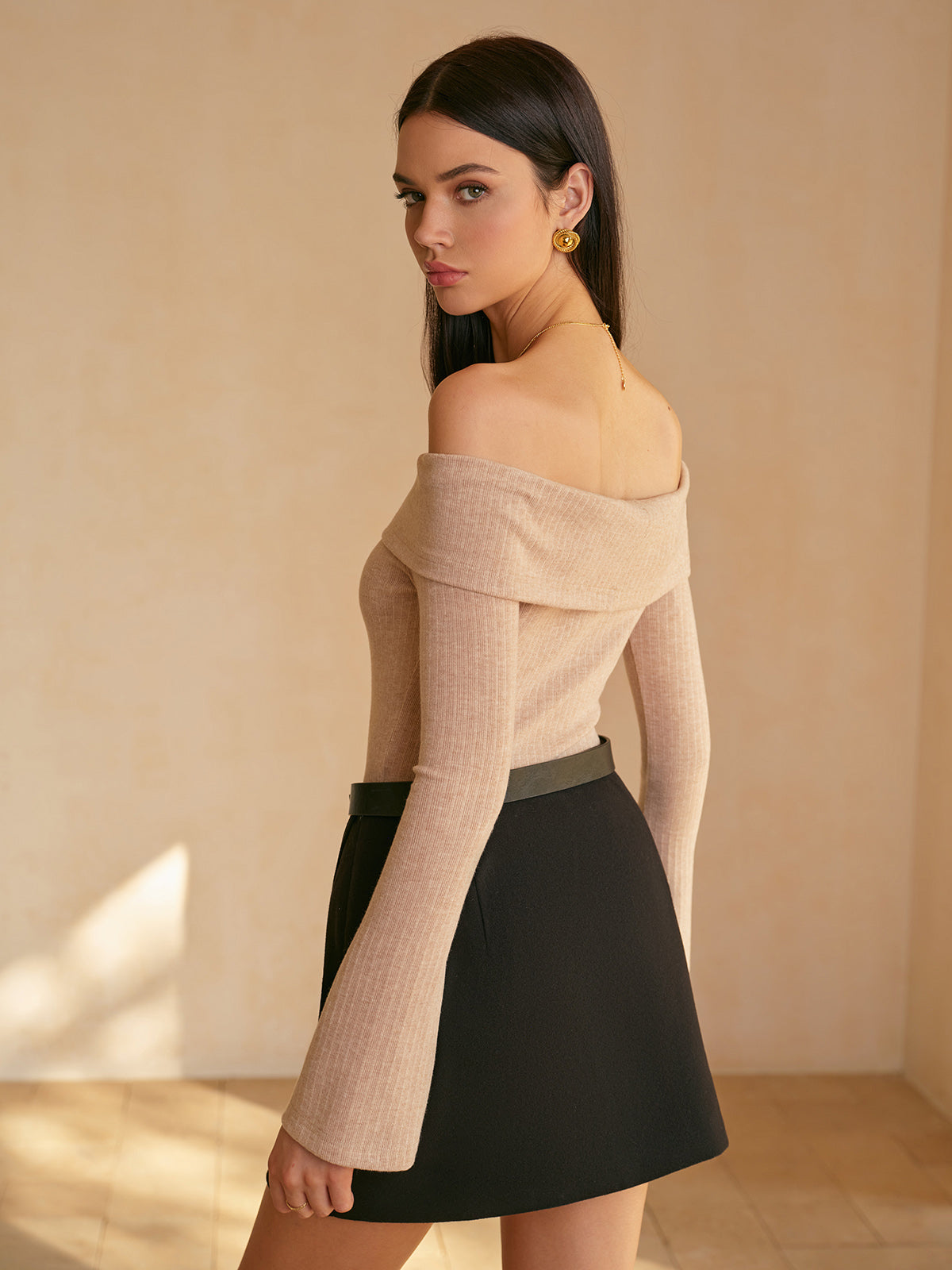 Off-Shoulder Ribbed Slim Üst