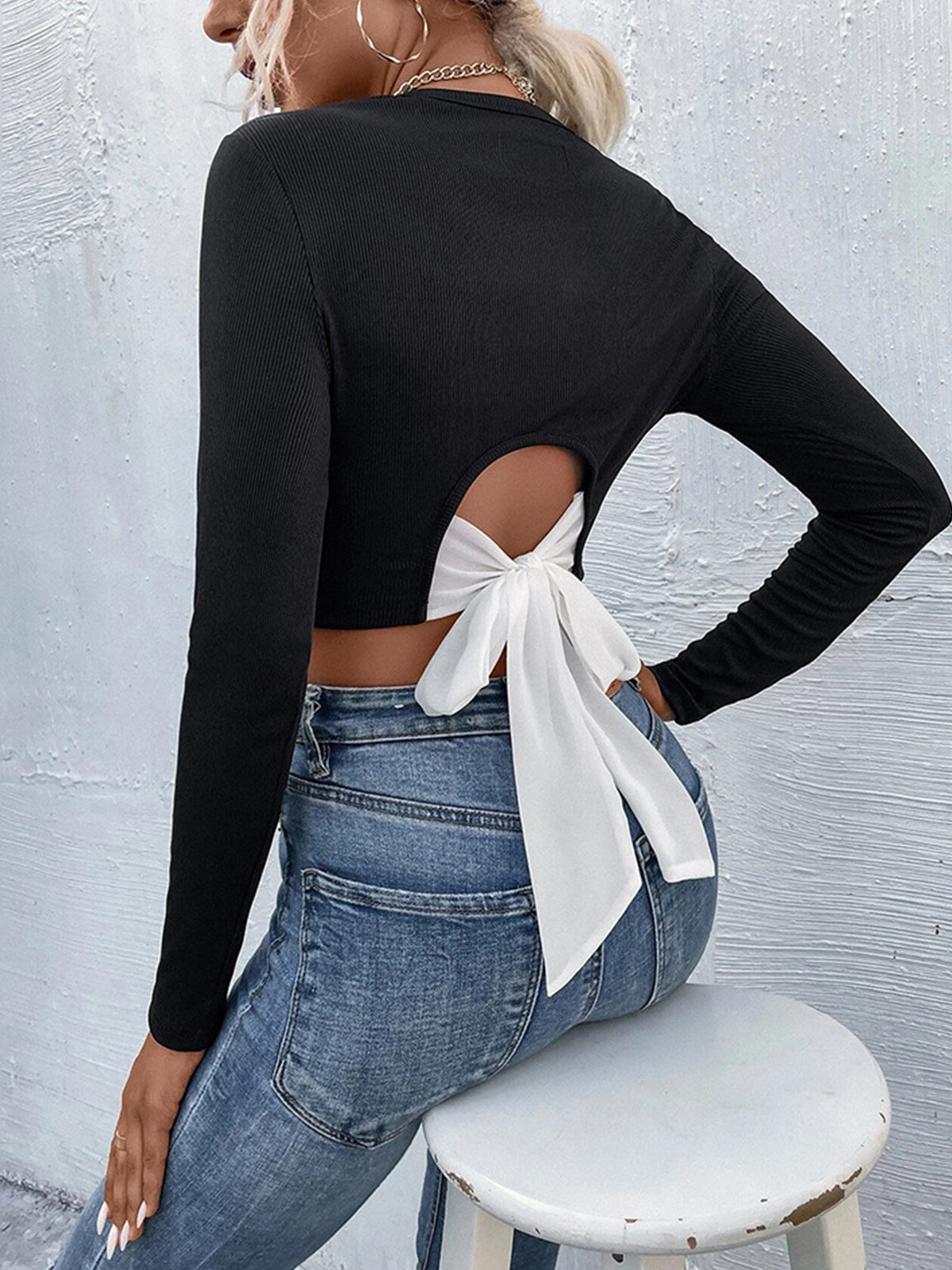 Tie Beck Skinny Crop Bluz