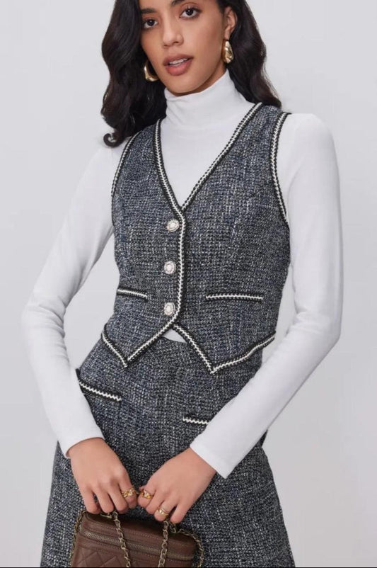 Pearl Button Split Crop Yelek